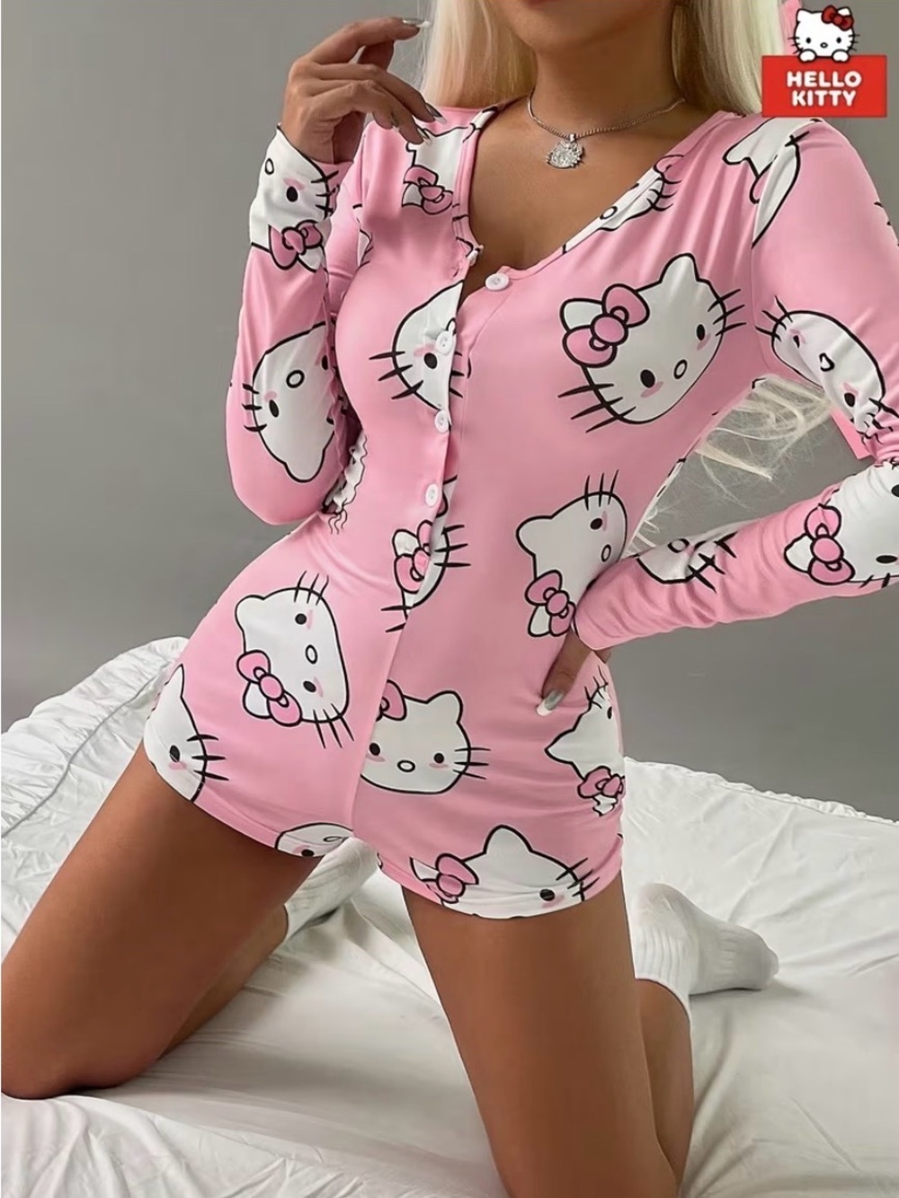 Hello Kitty Pink Button-Front Long Sleeve Romper Pajama NWT